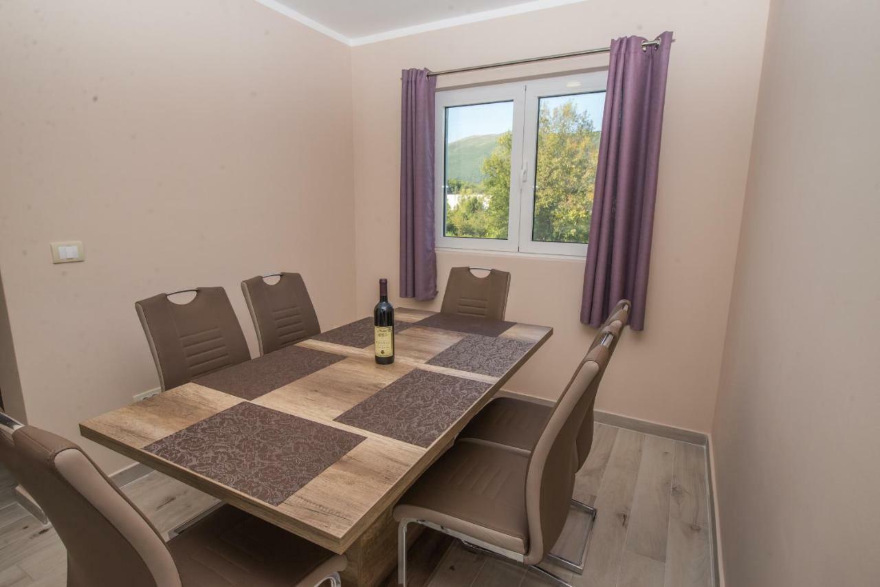 Apartment Vrutak Kotor Extérieur photo