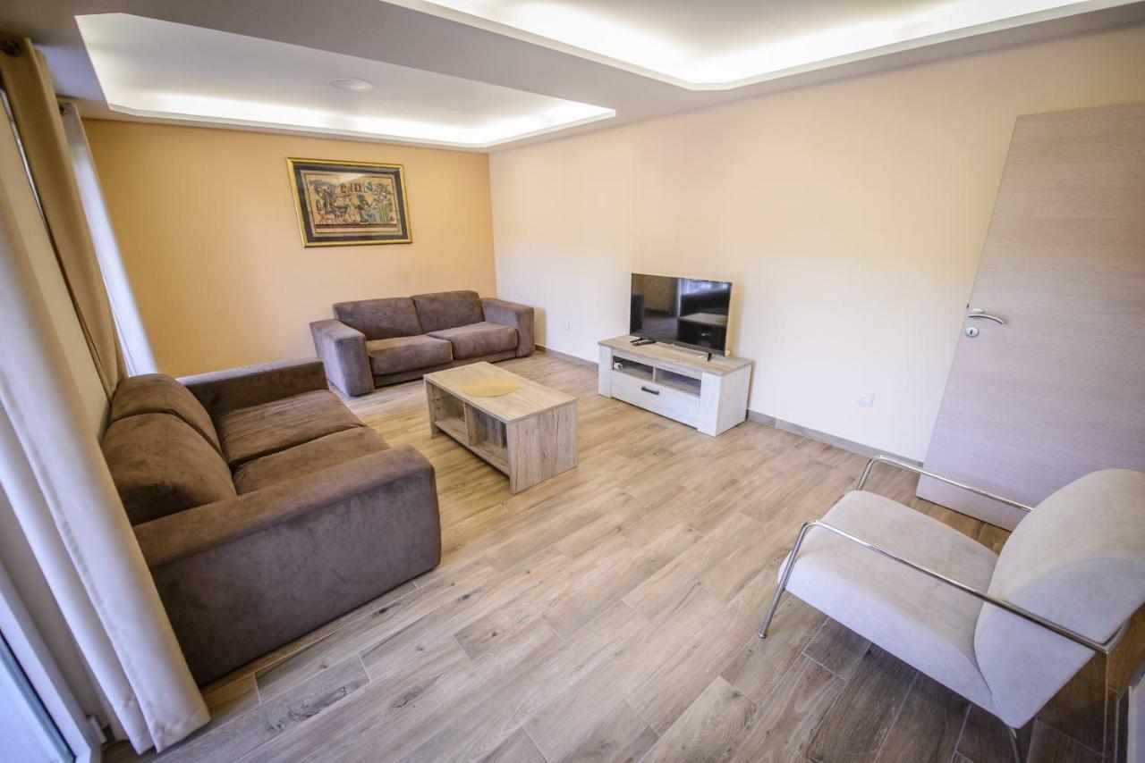 Apartment Vrutak Kotor Extérieur photo