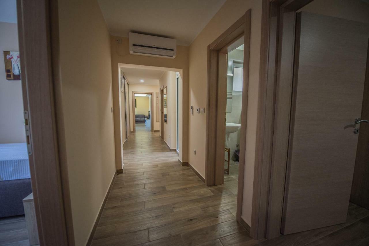 Apartment Vrutak Kotor Extérieur photo