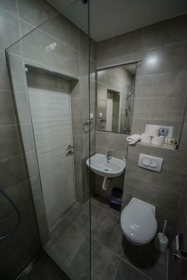 Apartment Vrutak Kotor Extérieur photo