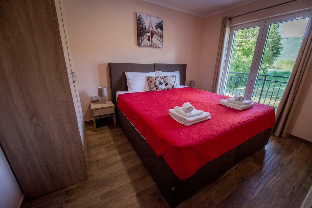 Apartment Vrutak Kotor Extérieur photo