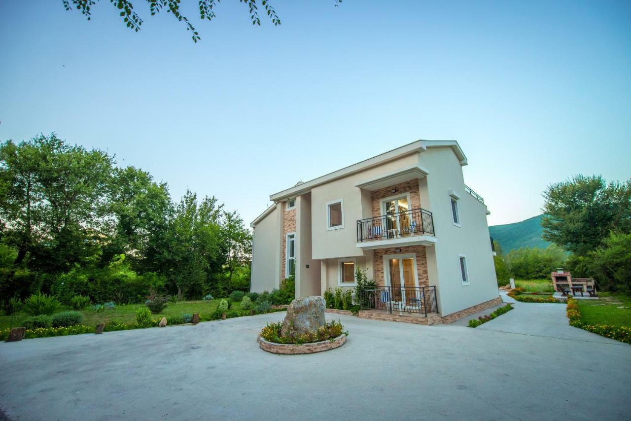 Apartment Vrutak Kotor Extérieur photo